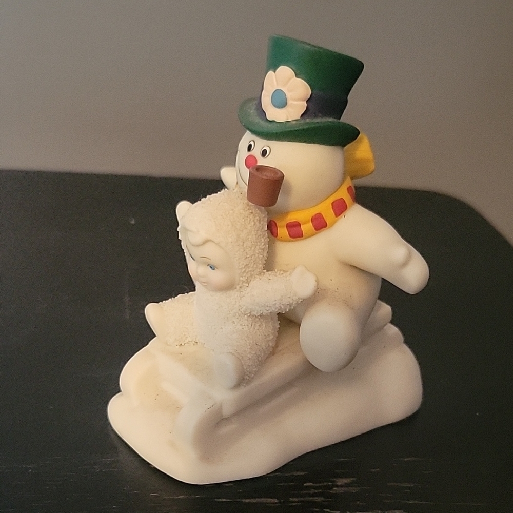 Snowbabies Fun with Frosty figurine